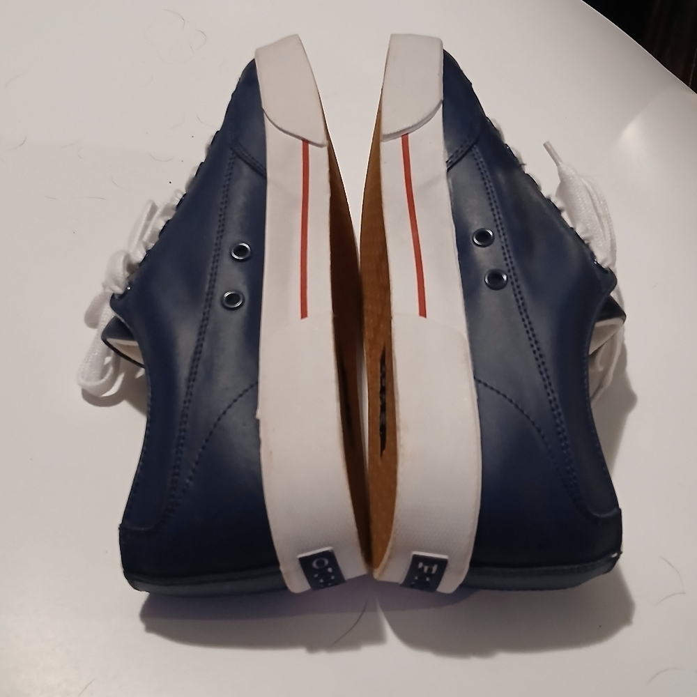 Polo Ralph Lauren Sneakers with Skid-Resistant Sole. Size 9.5D - Picture 5 of 9